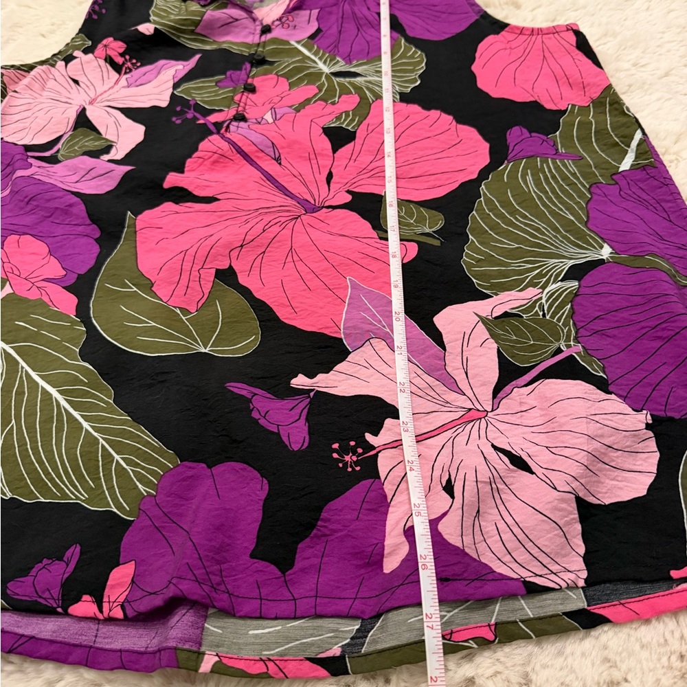 NWOT Liz Claiborne Black Sleeveless Top with Pink Floral Print - Picture 4 of 5